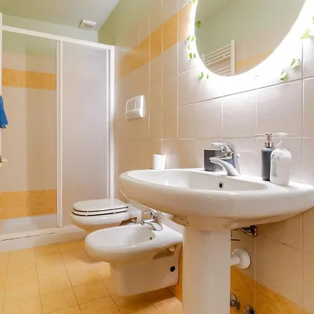 Italia Antica Nel Borgo 3 Beds Daire Bergamo